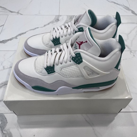 Jordan Retro SP x Nike SB Mid Pine Green